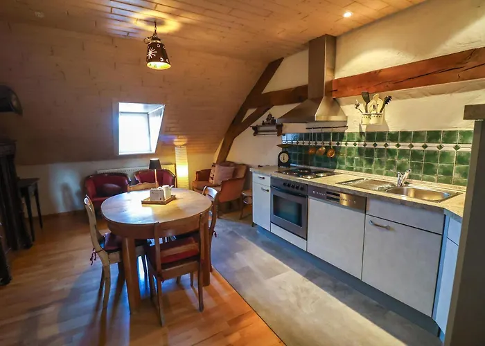 Mayischhof * Lauperath