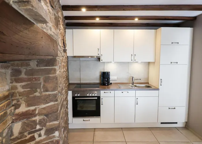 Mayischhof * Lauperath